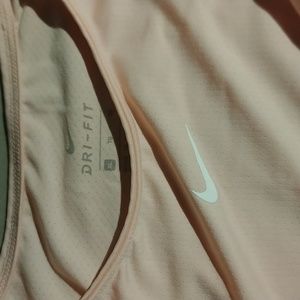 Women's Nike tee